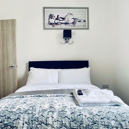 Ocean Holiday Apartments Плімут Екстер'єр фото