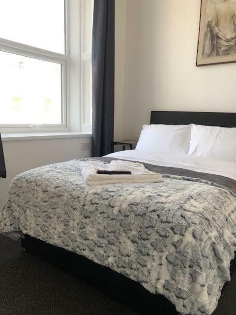 Ocean Holiday Apartments Плімут Екстер'єр фото