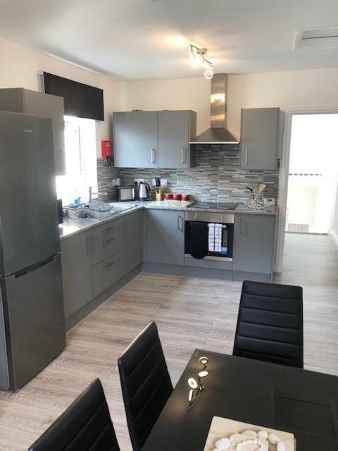 Ocean Holiday Apartments Плімут Екстер'єр фото