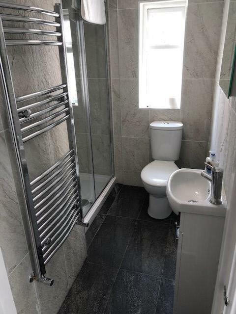 Ocean Holiday Apartments Плімут Екстер'єр фото