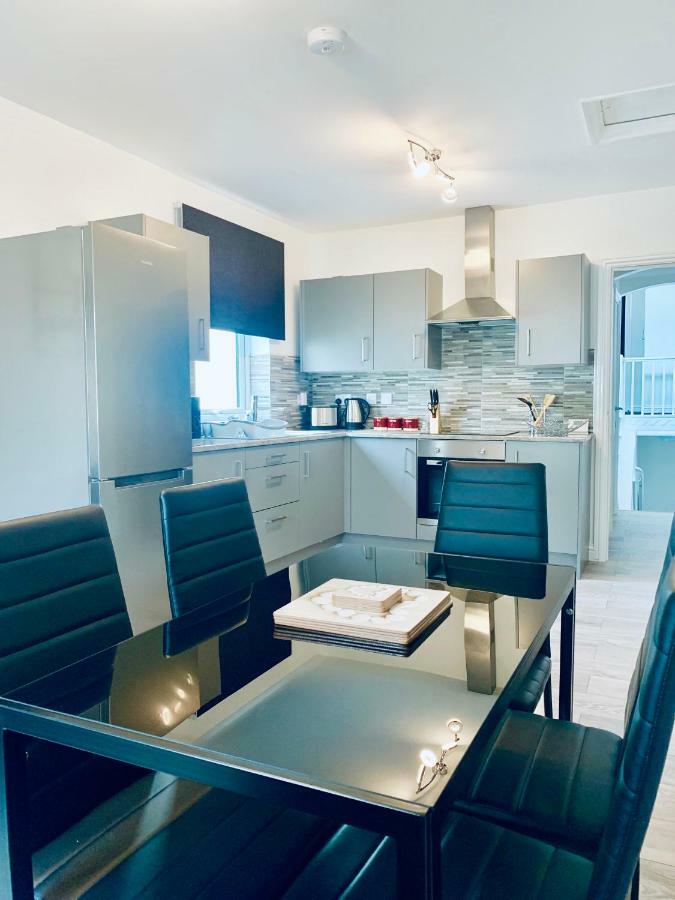 Ocean Holiday Apartments Плімут Екстер'єр фото